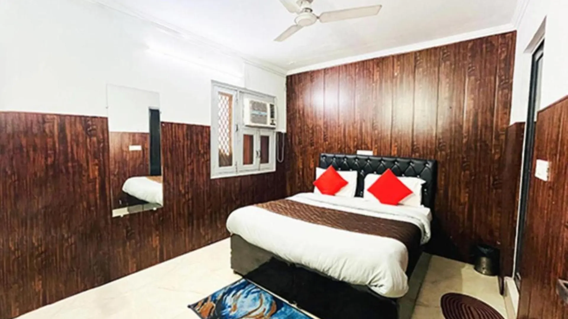 Hotel Niketan - Chanakyapuri New Delhi 4*,