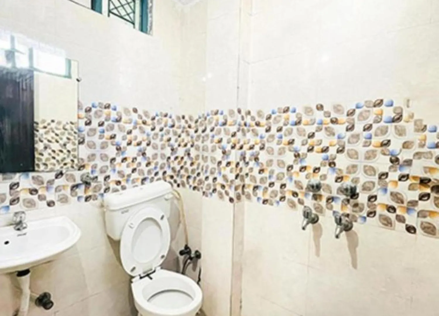 ****  Hotel Niketan - Chanakyapuri New Delhi India